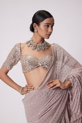 Home Saree Cover Photo